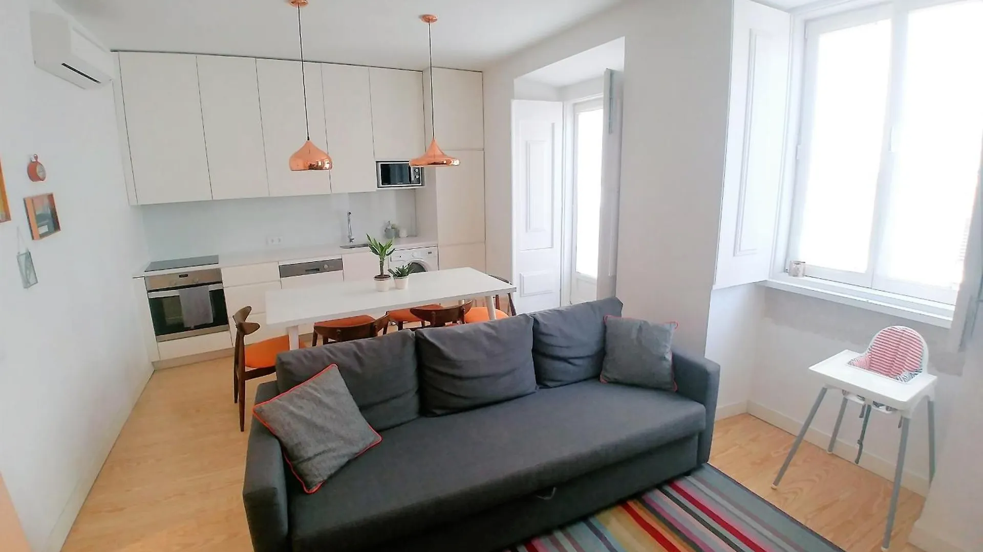 Be Local - 2 Bedrooms In Front Of The Fado Museum In Alfama Lisbona 0*,  Portogallo